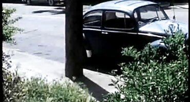 sex pulic Fredd Gon Gong đặt màu trắng trên gà đen. phim sex có tiếng